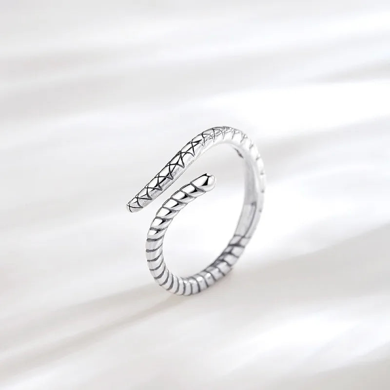 Vintage Design Women's 925 Sterling Silver Snake Shaped Ring Punk Style Personalized Adjustable Rings Jewelry Manufacturing