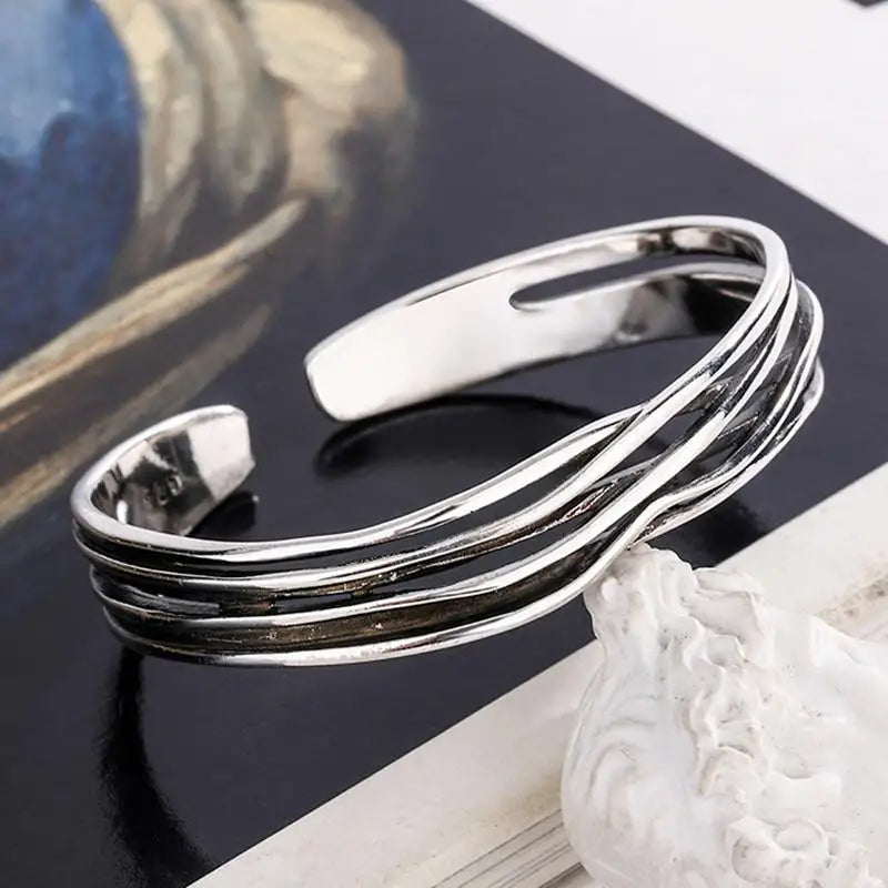 Punk Simple Silver Color Twisted Mobius Cuff Bangles Infinite Loop Bracelet Men\'s Fashion Casual Party Jewelry Gift