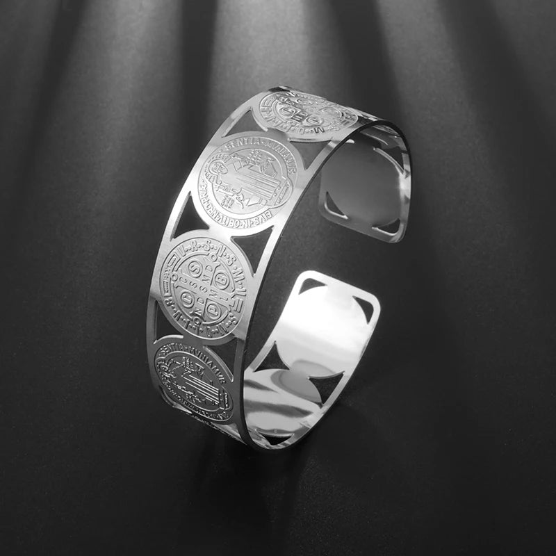 Punk Simple Silver Color Twisted Mobius Cuff Bangles Infinite Loop Bracelet Men\'s Fashion Casual Party Jewelry Gift
