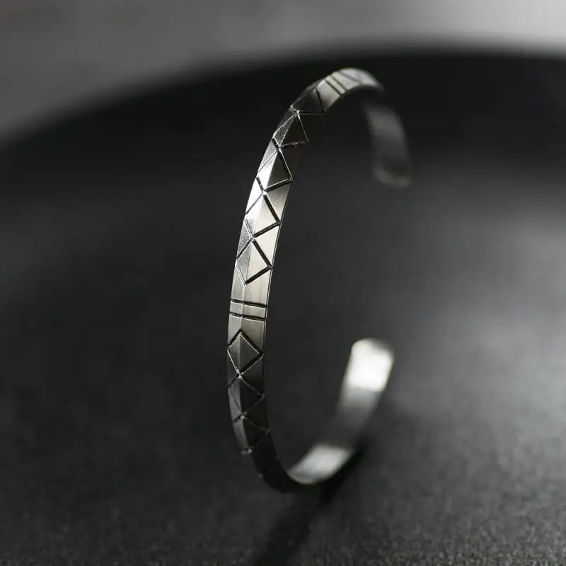 Punk Simple Silver Color Twisted Mobius Cuff Bangles Infinite Loop Bracelet Men\'s Fashion Casual Party Jewelry Gift