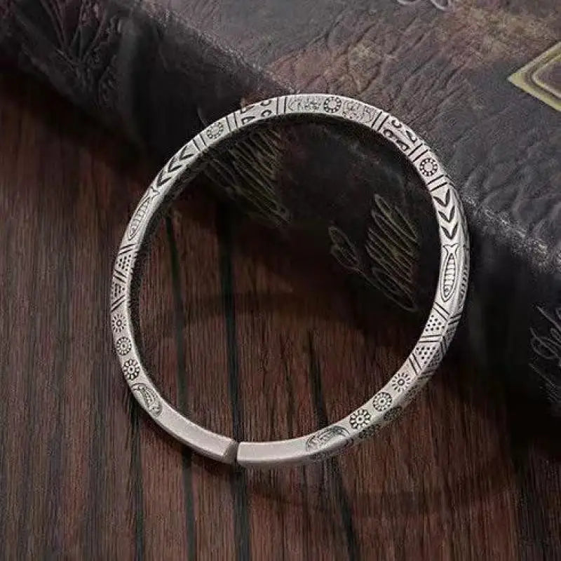 Boho Vintage Ethnic Style Engraved Fish Pattern Bracelet Silver Color Open Cuff Bracelet Men Girls Trend Casual Jewelry Gifts