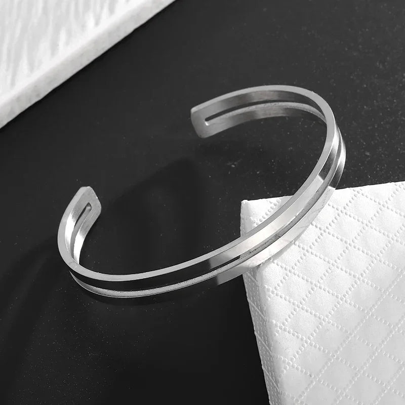 Vintage Punk Silver Color Feather Cuff Bracelet for Men Women Wrist Adjustable Bracelet Charm Birthday Gift