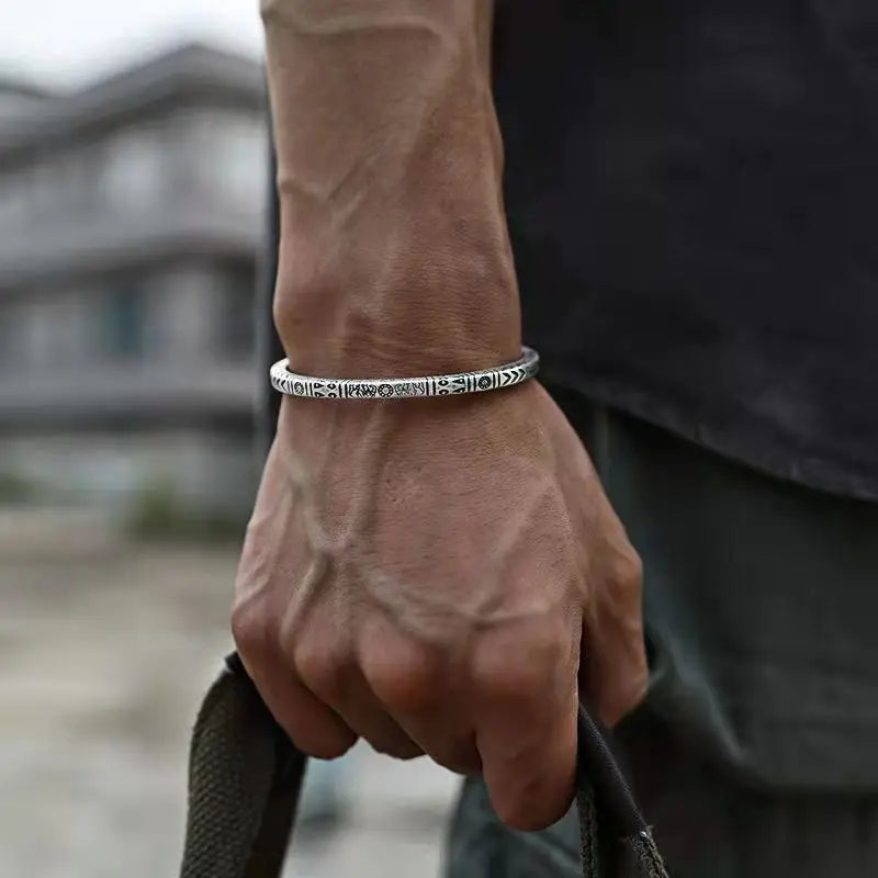 Boho Vintage Ethnic Style Engraved Fish Pattern Bracelet Silver Color Open Cuff Bracelet Men Girls Trend Casual Jewelry Gifts